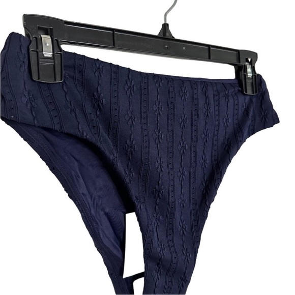 🧡Andie Swim The 90’s High Waisted Bottom Navy Eyelet Lace - Picture 5 of 10